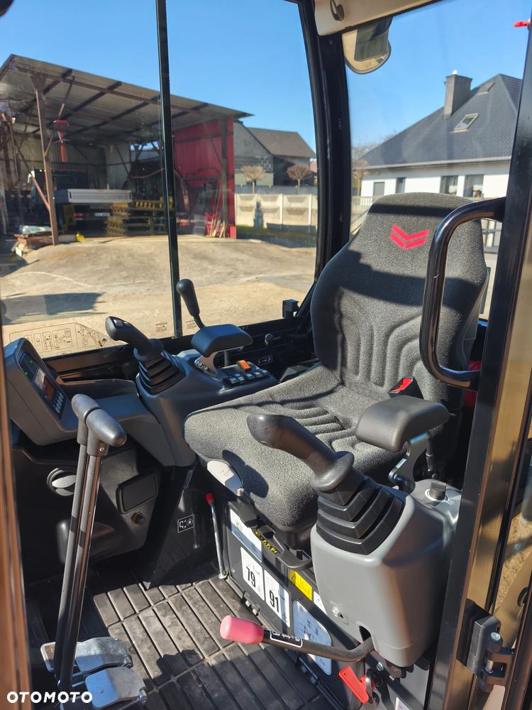 Case CX18 - Bobcat E19 - Yanmar SV18 - STAN IDEALNY - 34