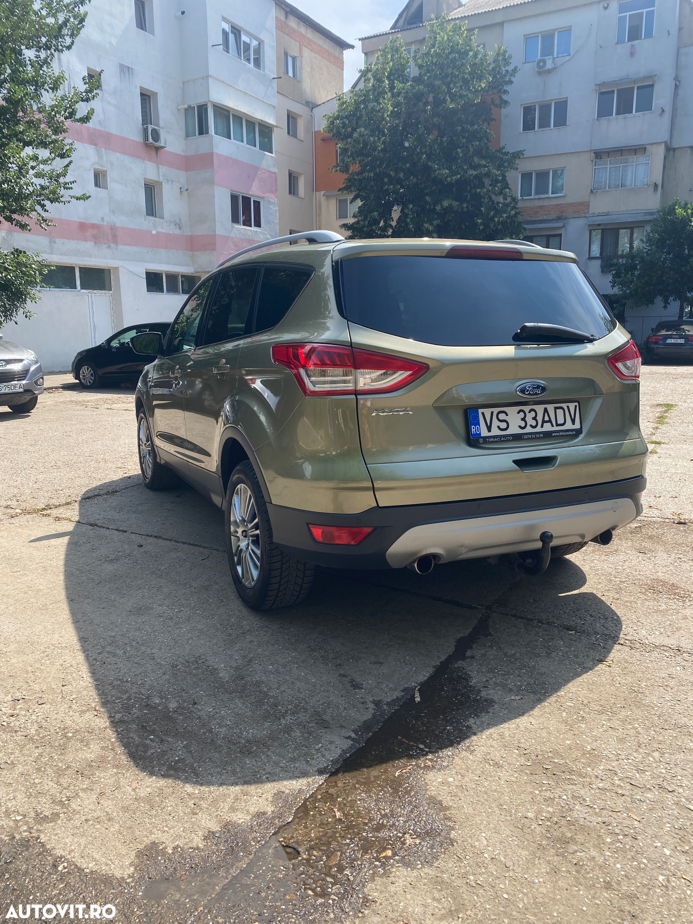 Ford Kuga - 10