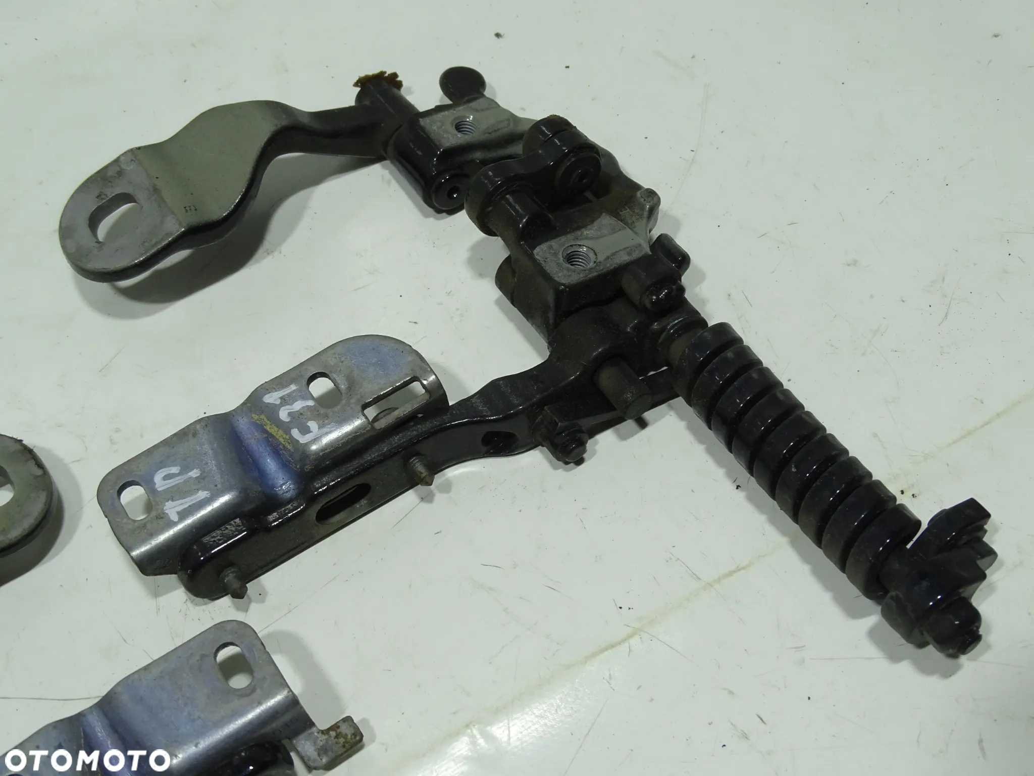 ZAWIASZ SZYBY KLAPY BAGAŻNIKA LEWY PRAWY 475 BLACKSAPPHIRE BMW F31 F-VAT - 3