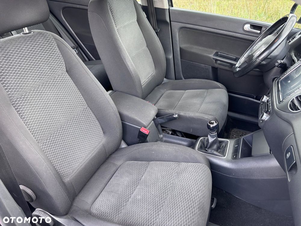 Volkswagen Golf Plus - 12