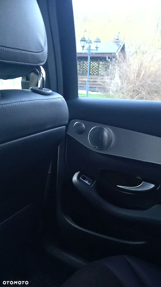 Mercedes-Benz GLC - 11