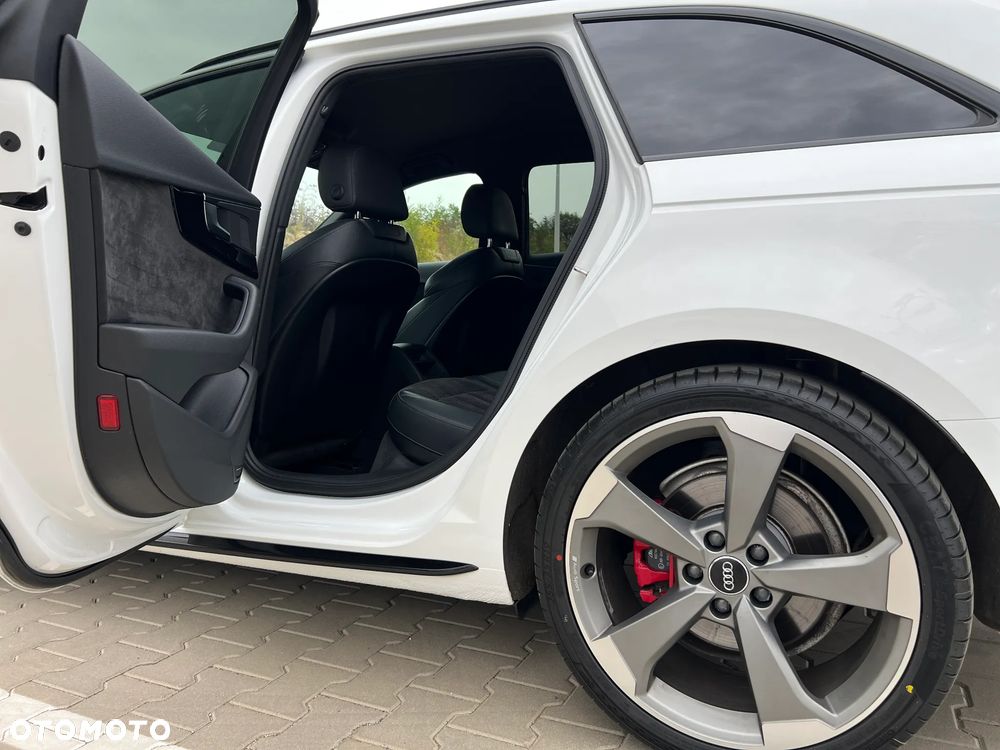 Audi A4 Avant 40 TDI S tronic quattro sport - 25