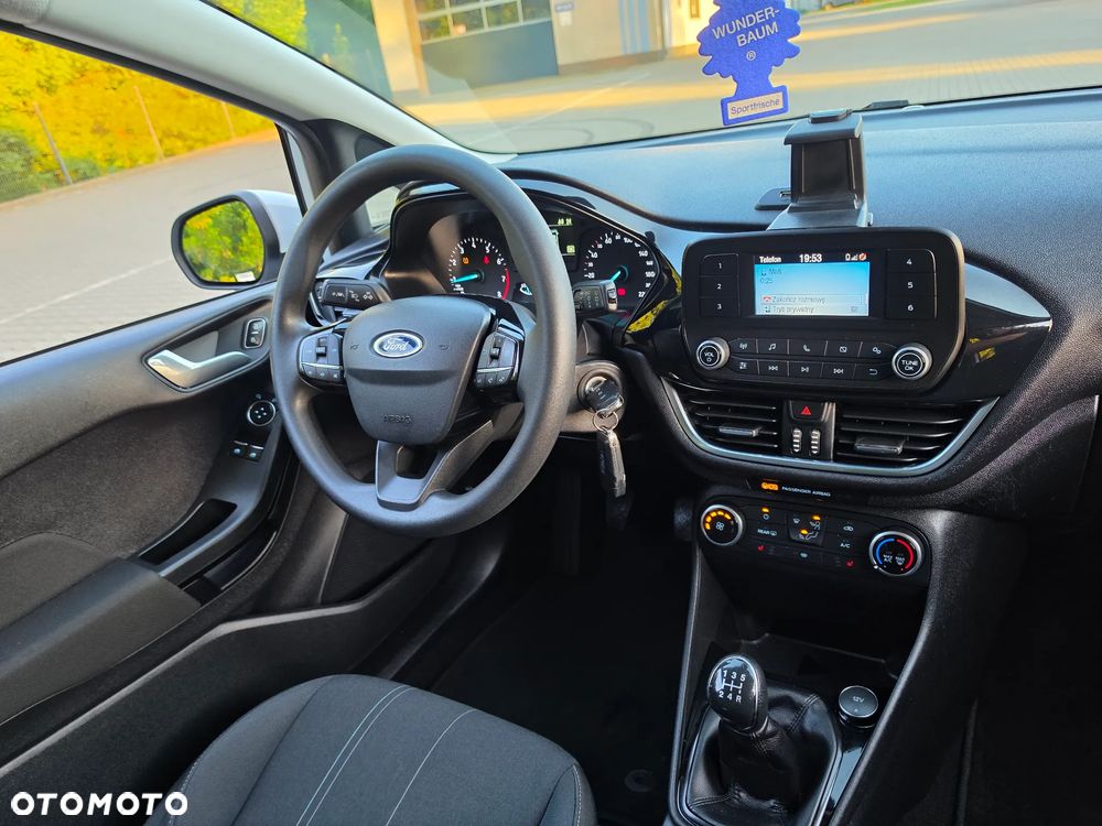 Ford Fiesta 1.1 COOL&CONNECT - 8