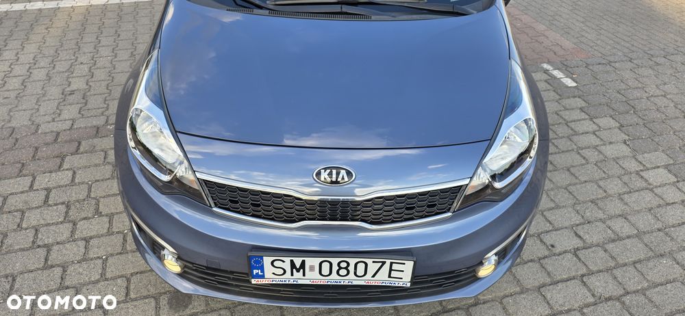 Kia Rio 1.2 L - 24