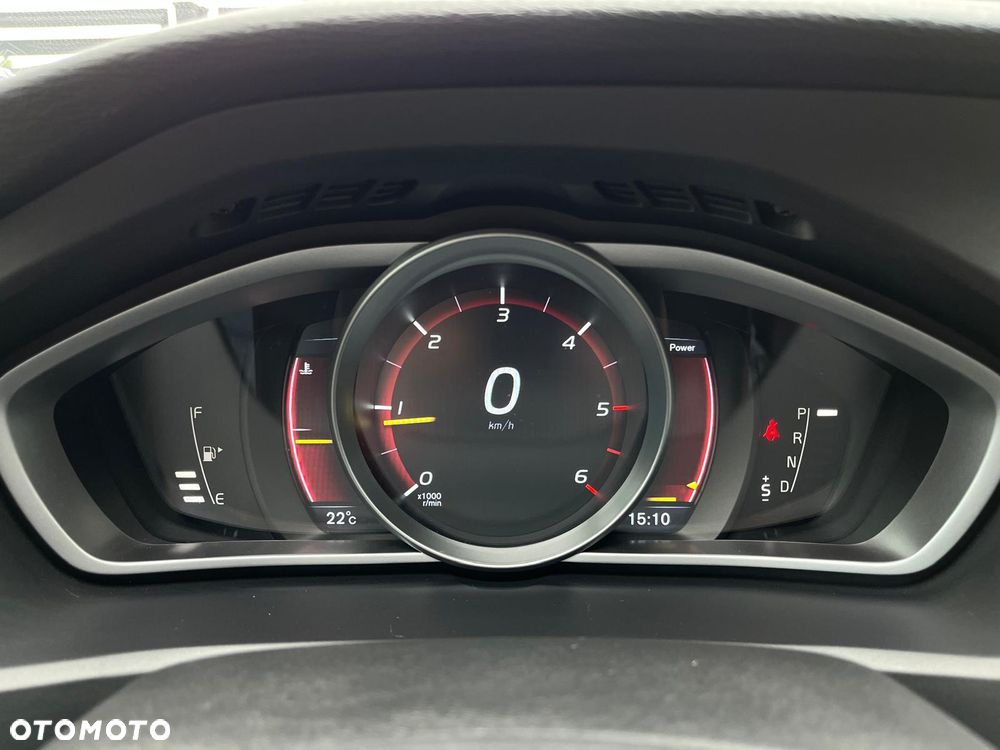 Volvo V40 Cross Country D3 Geartronic Momentum - 35