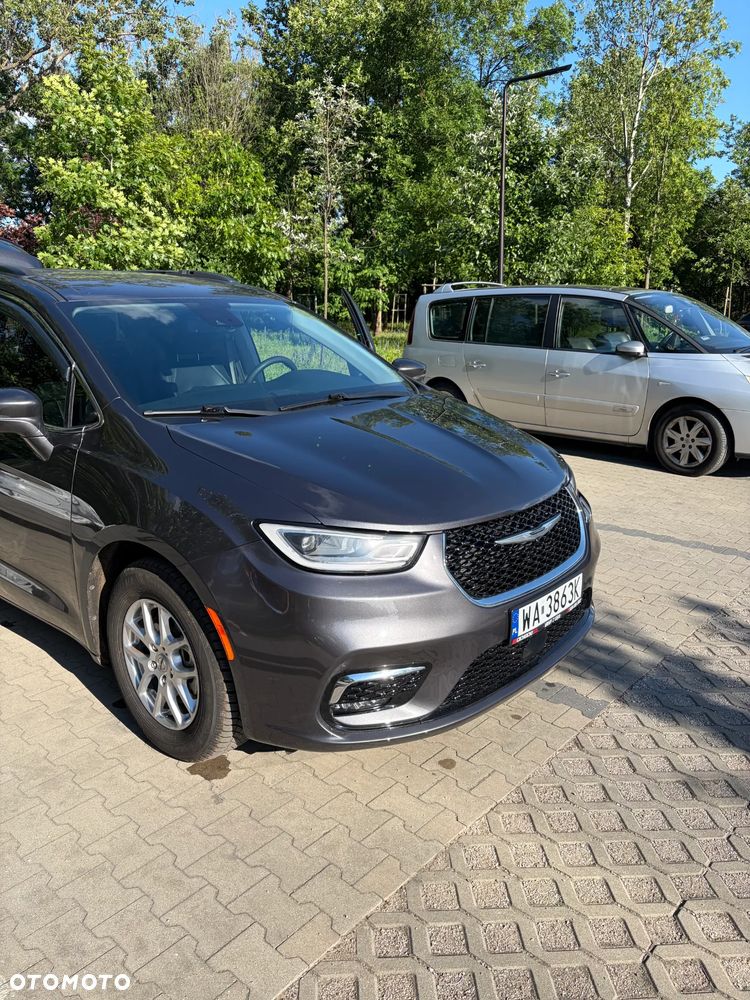 Chrysler Pacifica - 3