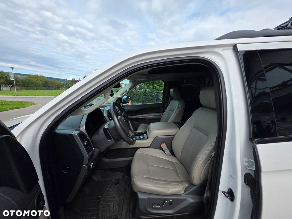Ford Expedition - 23