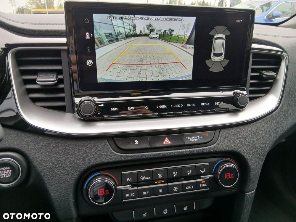 Kia Ceed - 26