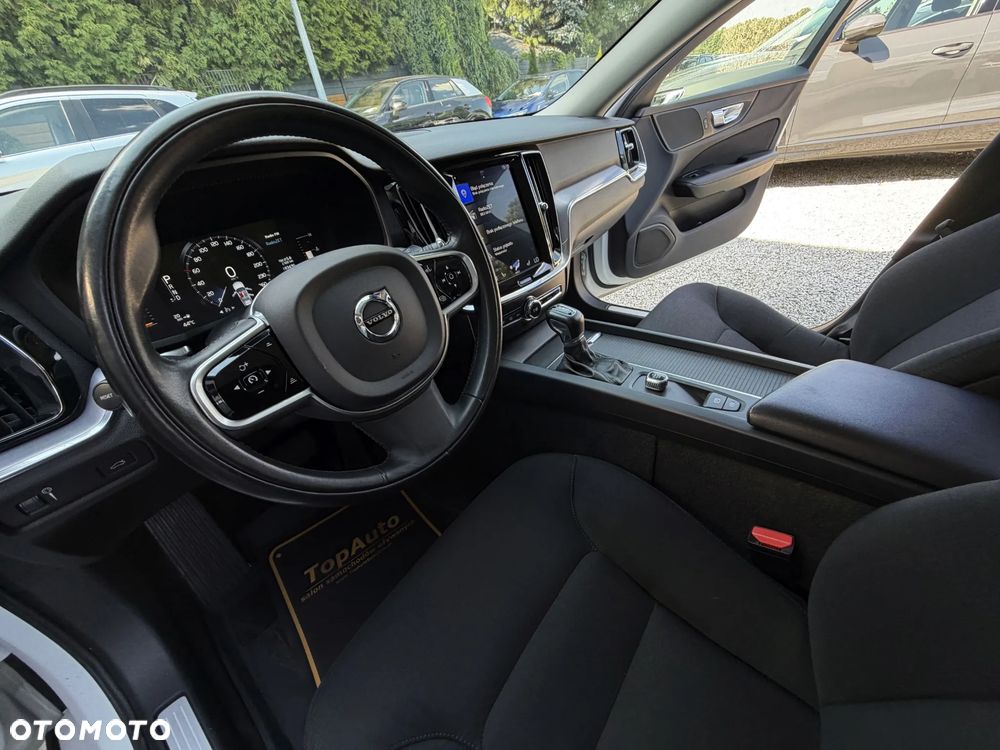 Volvo V60 D3 Geartronic Momentum Pro - 19