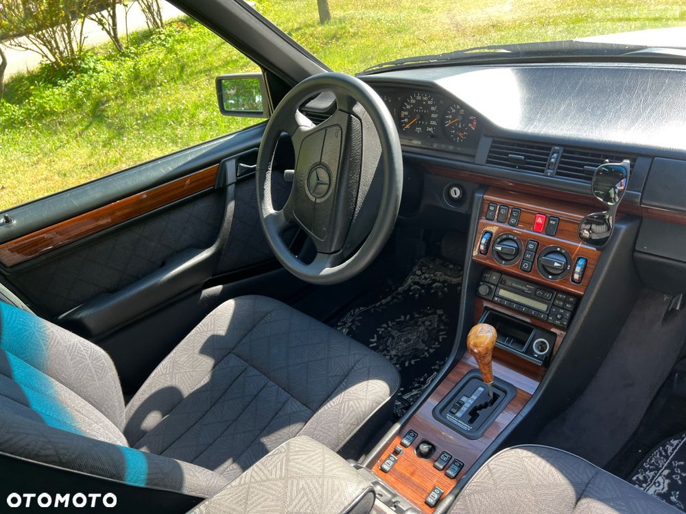 Mercedes-Benz W124 (1984-1993) - 7