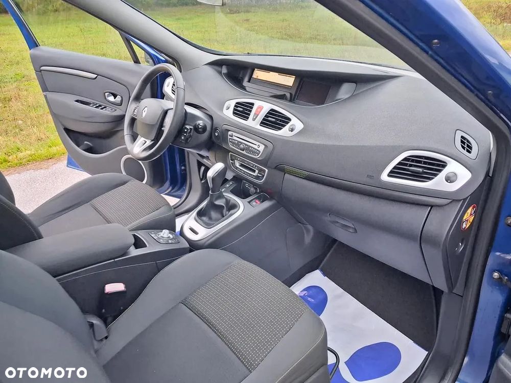 Renault Scenic 2.0 16V 140 CVT Luxe - 23