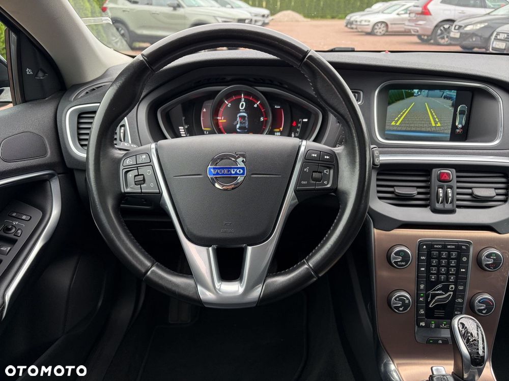 Volvo V40 Cross Country D4 Geartronic Summum - 17
