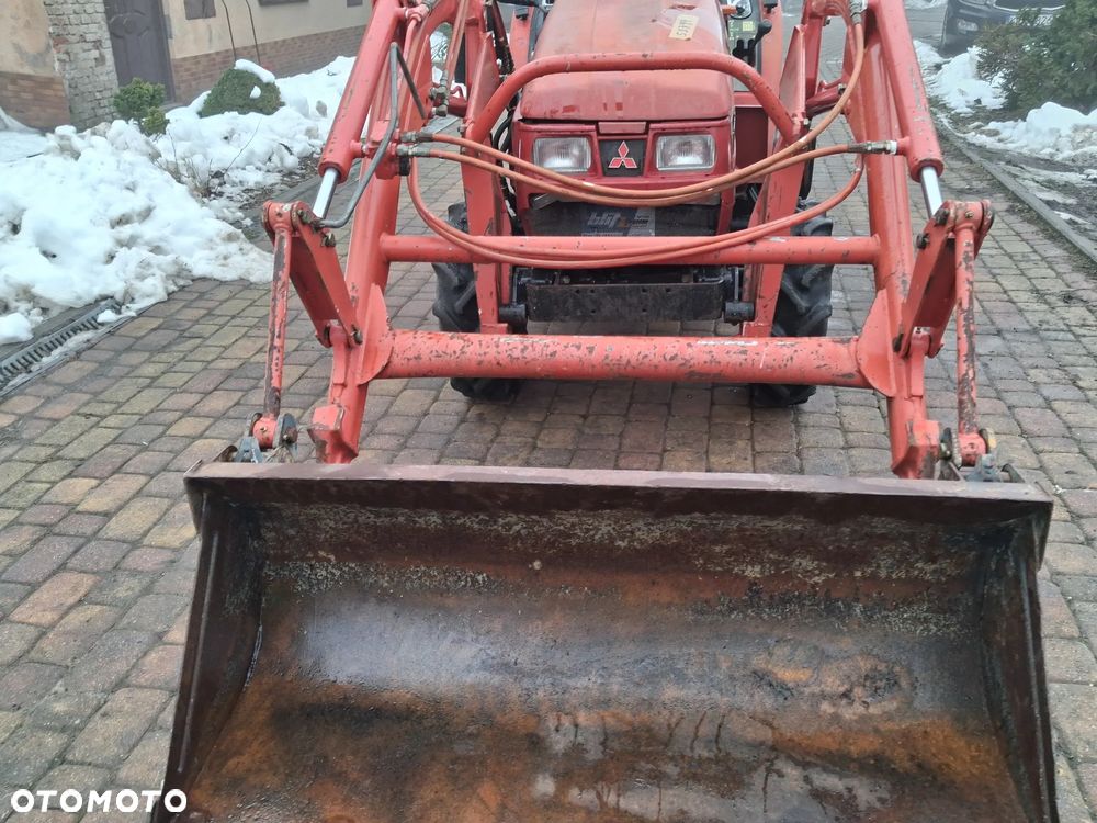 Mitsubishi Mt165 - 3