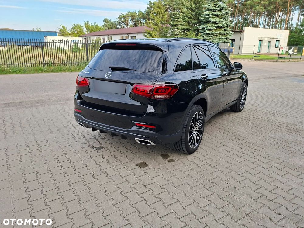 Mercedes-Benz GLC 300 4-Matic - 12
