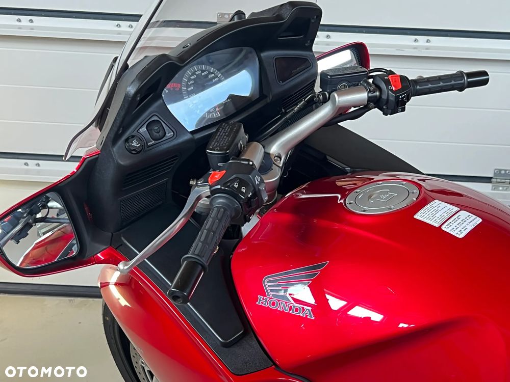 Honda ST - 36