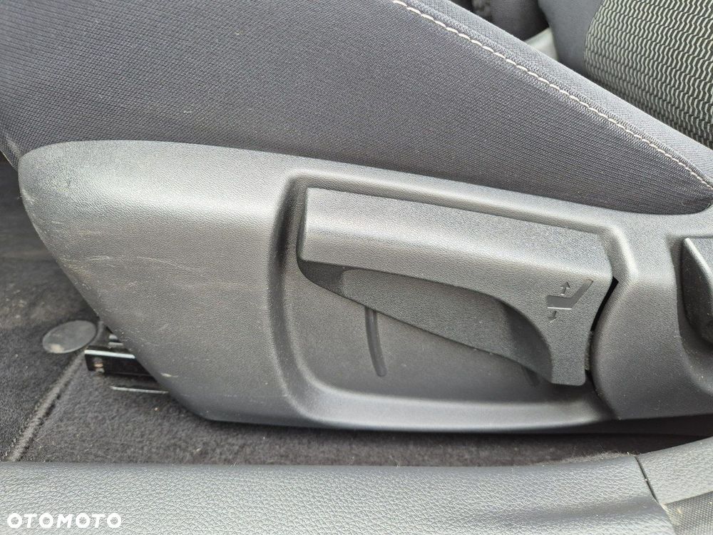 Nissan Pulsar 1.5 dCi Black Edition - 29