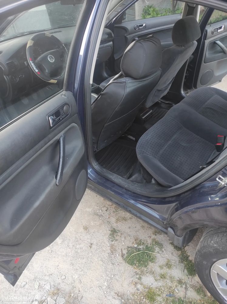 VW Passat 1.9 TDi Confl. Top EC - 7
