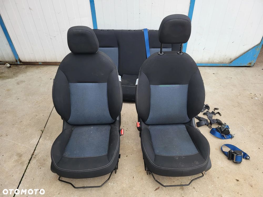 Fotel Fotele kanapa komplet Peugeot 208 - 1