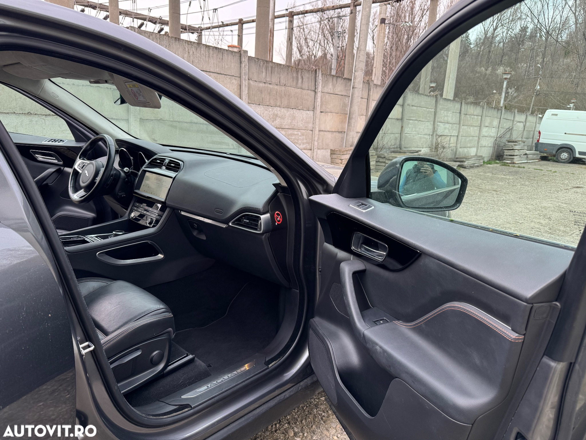 Jaguar F-Pace 20d AWD Aut. Prestige - 10