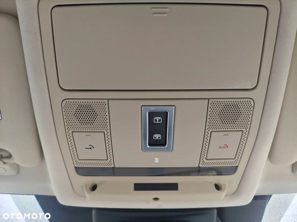 Land Rover Discovery Sport - 27