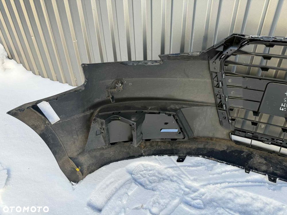 Audi A4 B9 Zderzak Przód Przedni PDC 15-19 Kolor: LY9B - 9