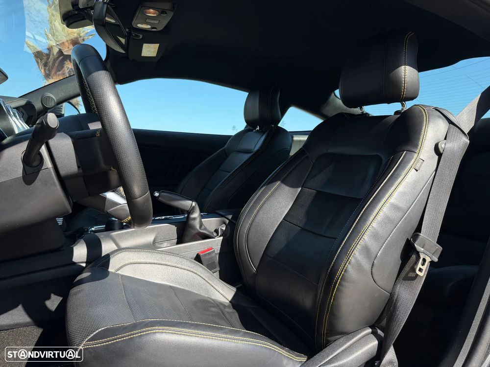 Ford Mustang 2.3 Eco Boost - 17