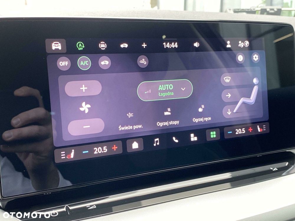 Skoda Octavia 1.5 TSI Selection - 32