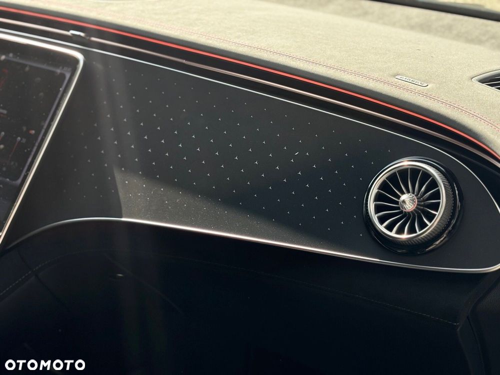 Mercedes-Benz EQE - 17