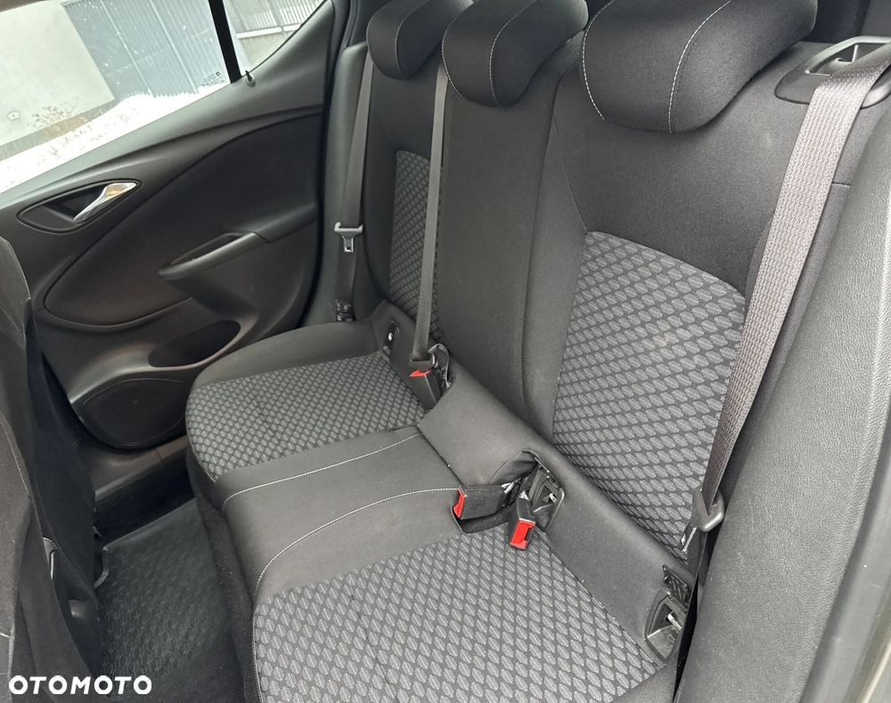 Opel Astra 1.2 T Edition S&S - 9