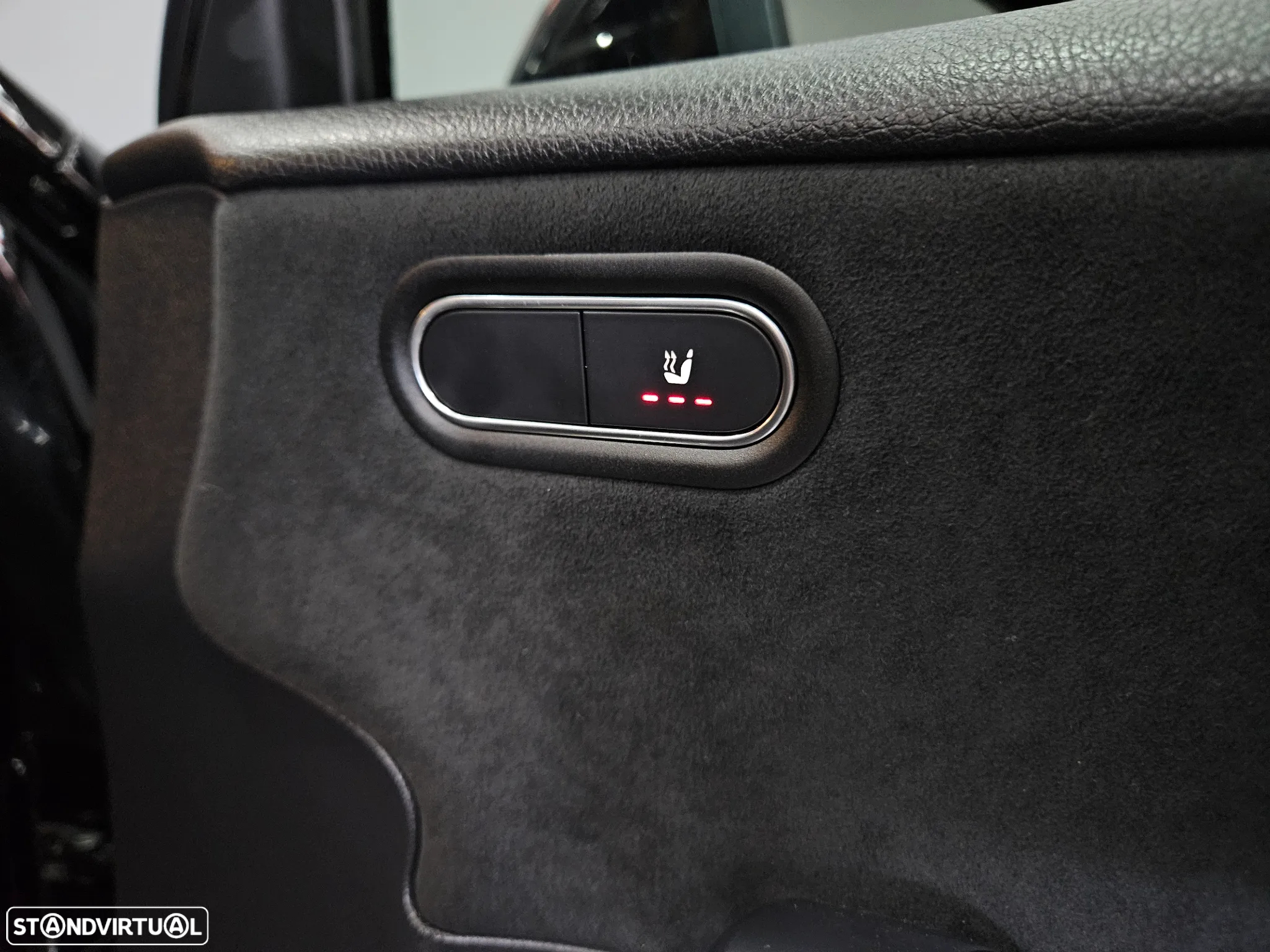Mercedes-Benz A 160 AMG Line - 25