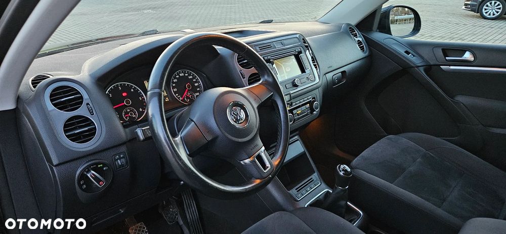 Volkswagen Tiguan 2.0 TDI DPF BlueMotion Technology Exclusive - 6