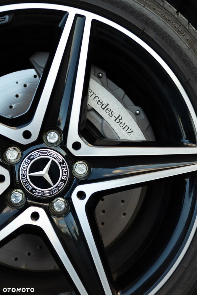 Mercedes-Benz Klasa E - 23