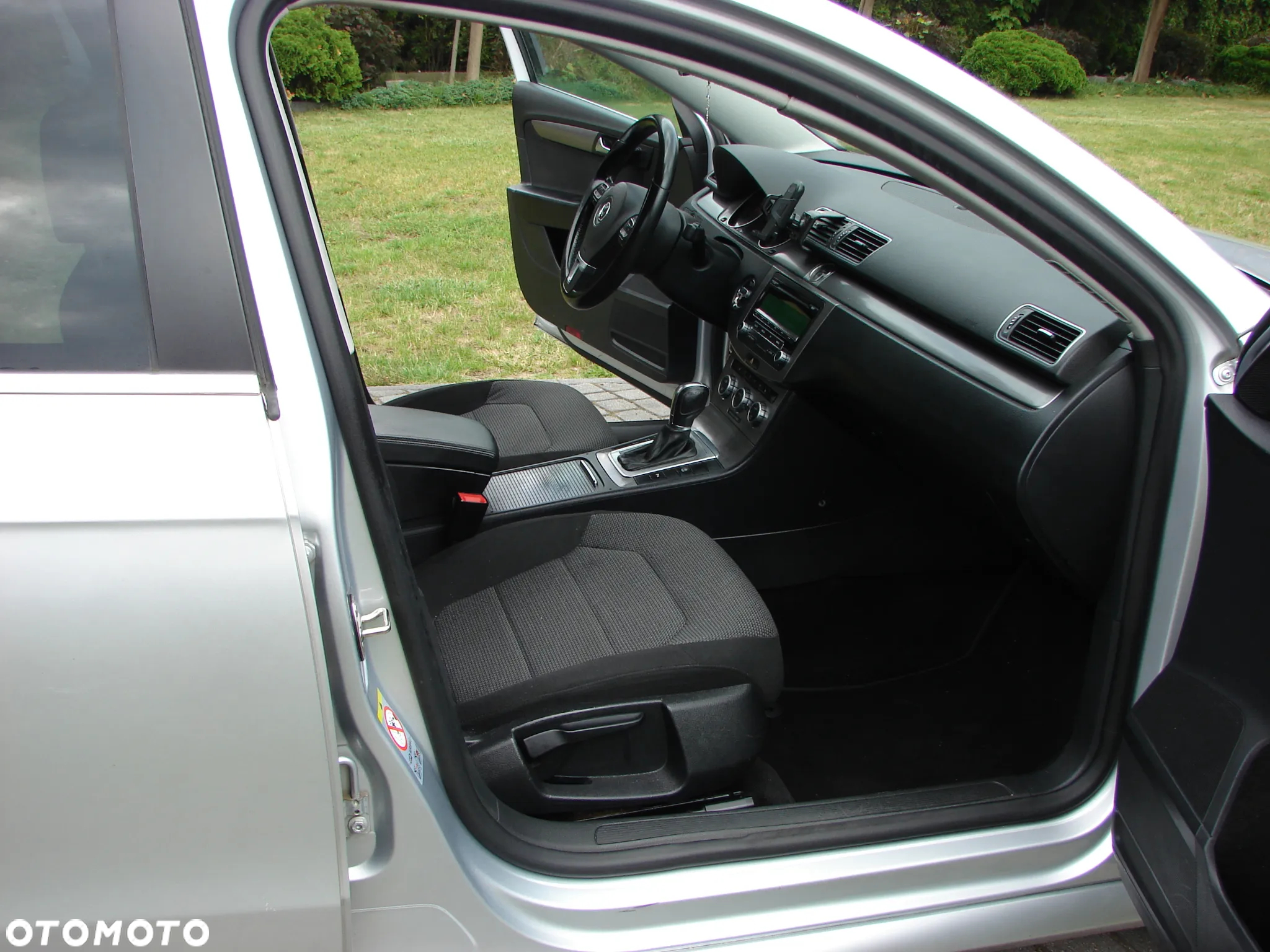 Volkswagen Passat - 8