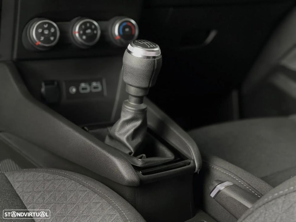 Renault Clio - 9