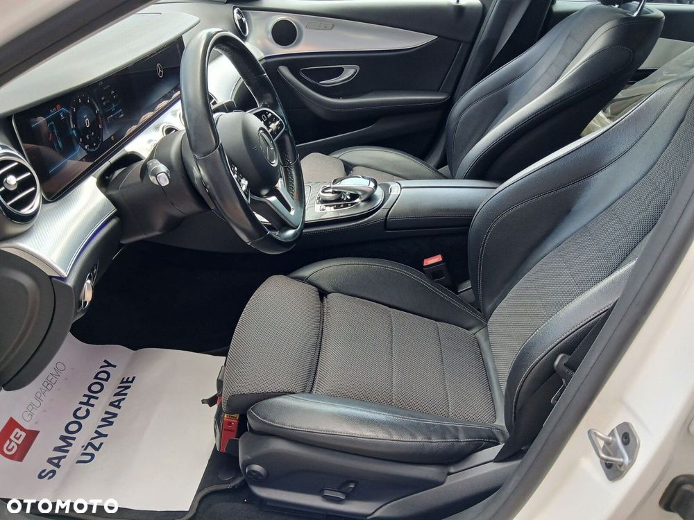 Mercedes-Benz Klasa E 220 d Avantgarde - 11