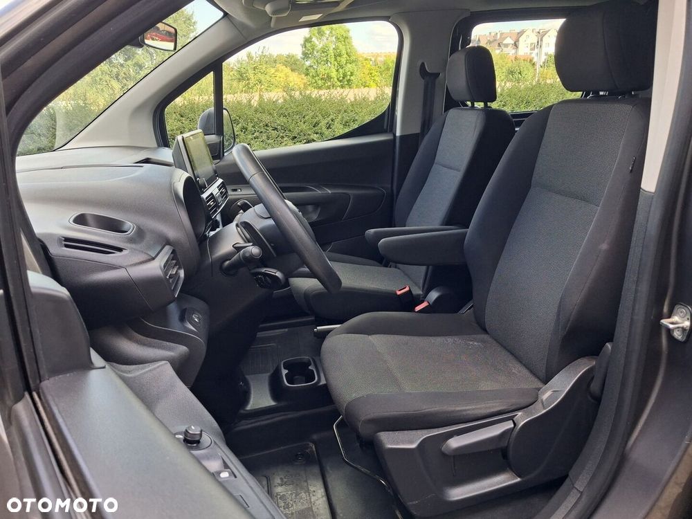 Toyota PROACE CITY VERSO - 16