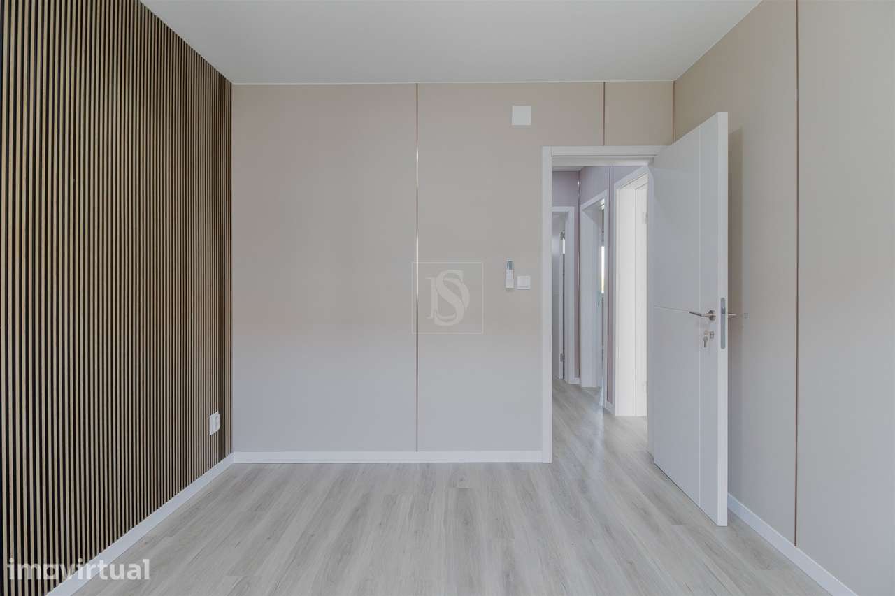 Apartamento T2 Venda em Barreiro e Lavradio,Barreiro - Grande imagem: 2/14