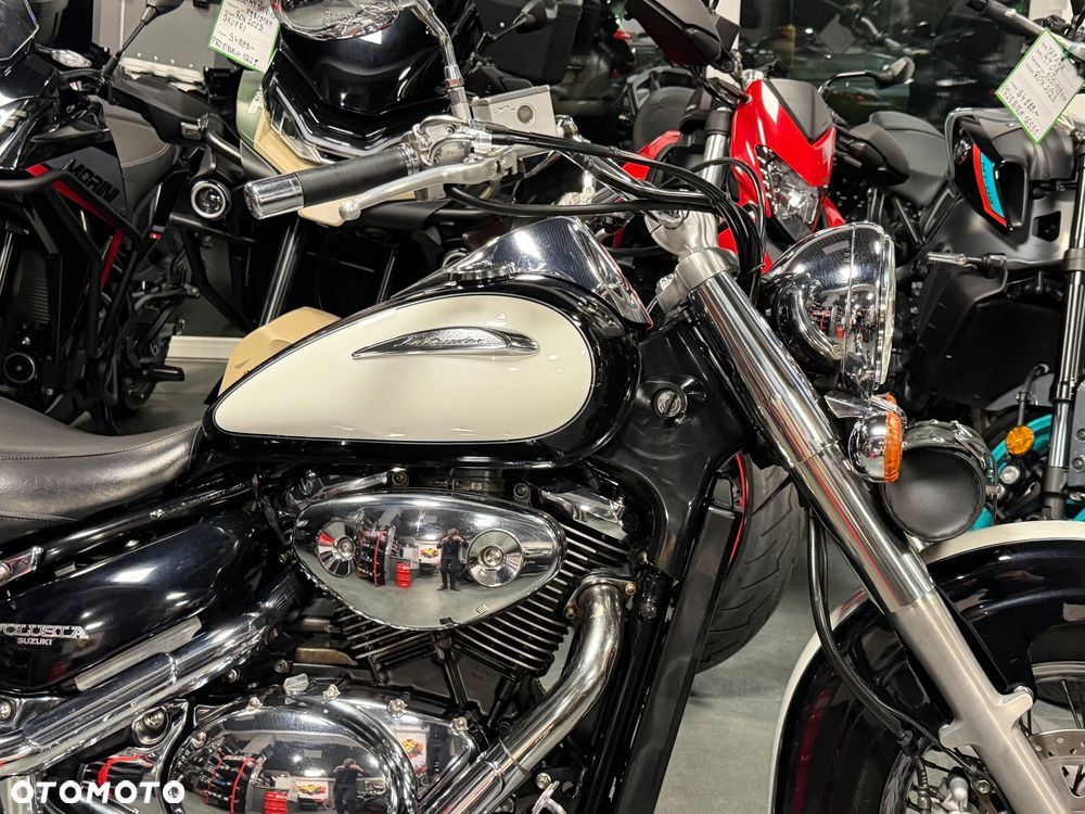 Suzuki VL 800 Volusia - 9