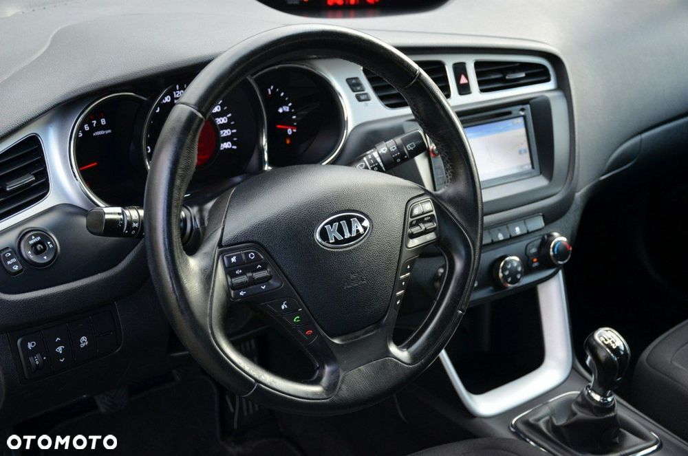 Kia Ceed - 20