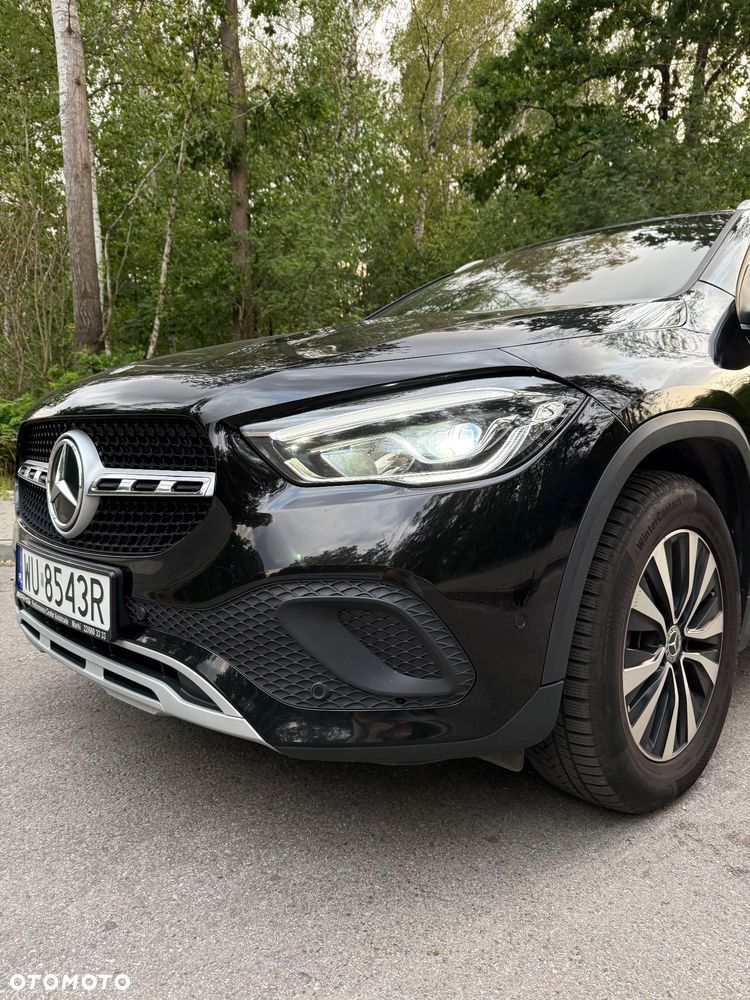 Mercedes-Benz GLA 200 Business Edition - 3