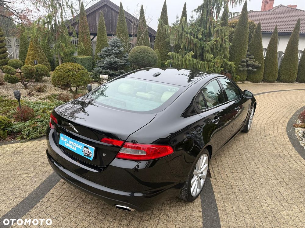 Jaguar XF 3.0 V6 S - 11