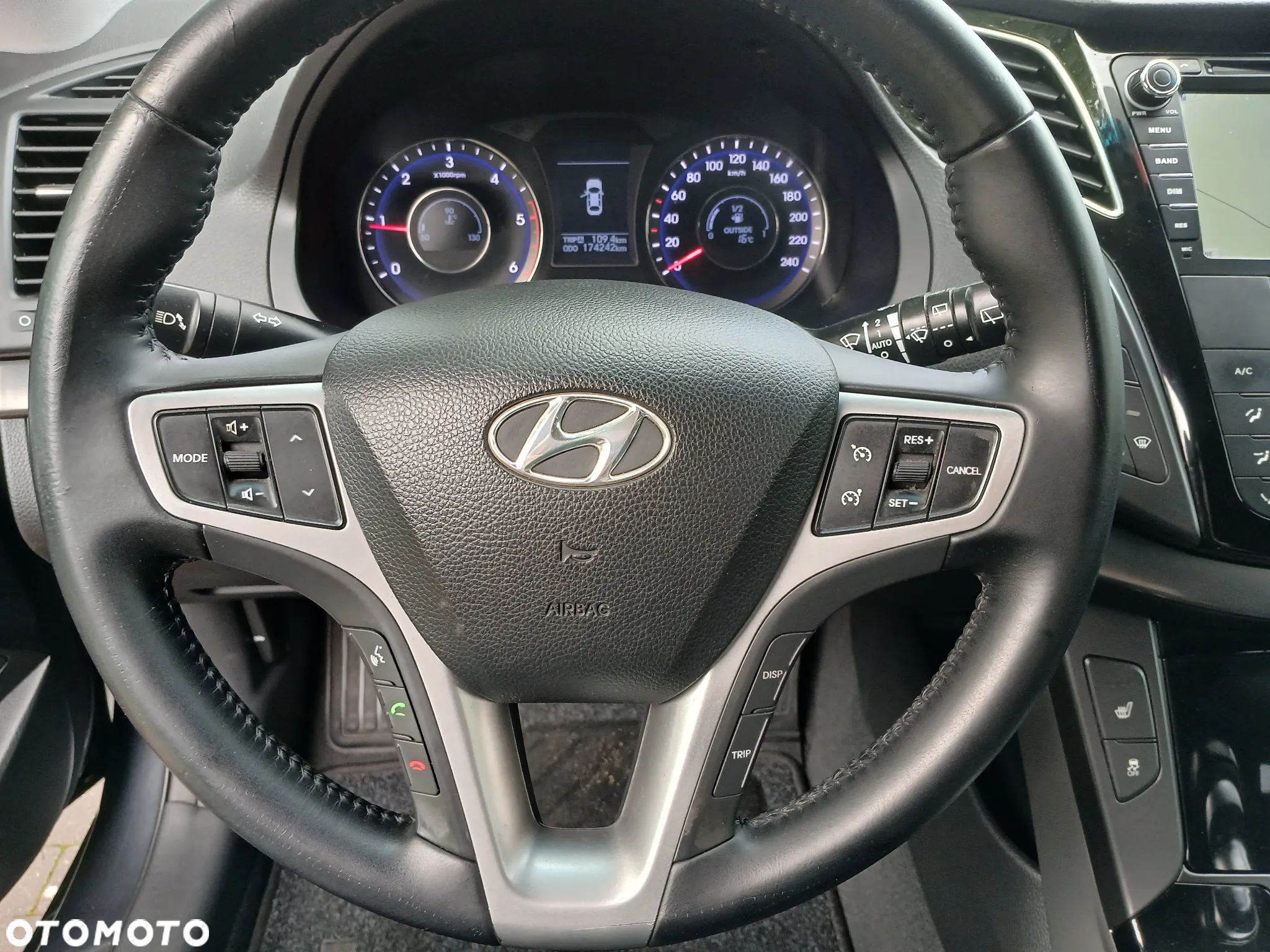 Hyundai i40 1.7 CRDi Comfort + - 19