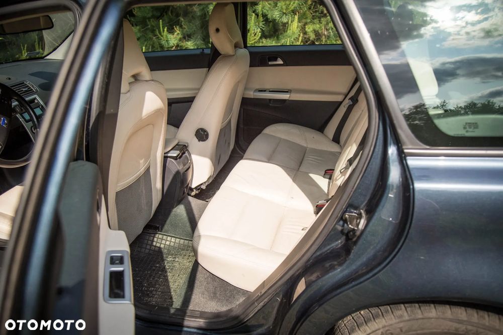 Volvo V50 D2 Momentum Start-Stop - 9