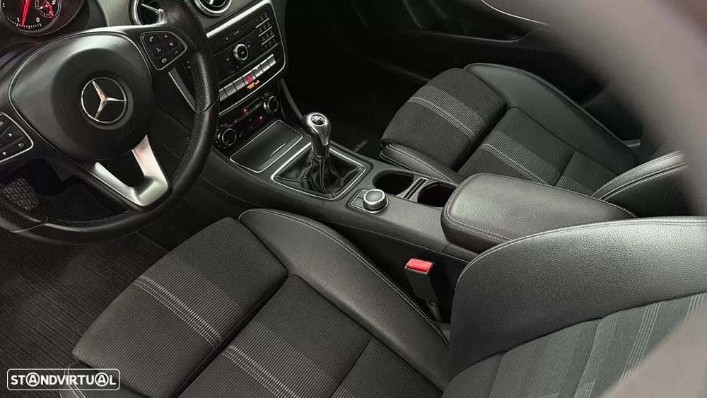 Mercedes-Benz CLA 180 d Shooting Brake Urban - 22