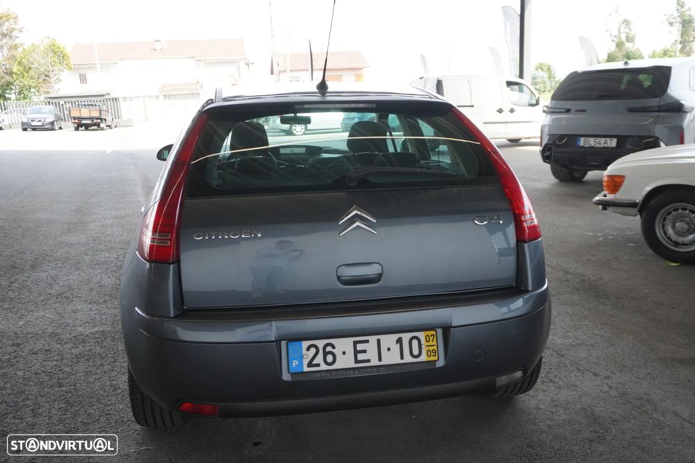 Citroën C4 1.6 HDi Exclusive - 6