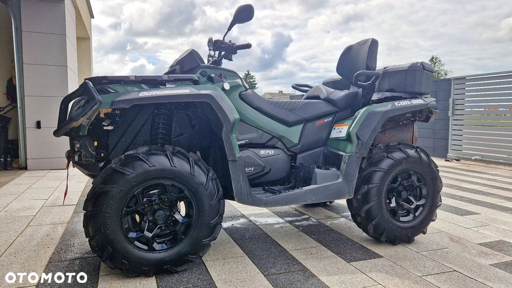 Can-Am Outlander Max - 1