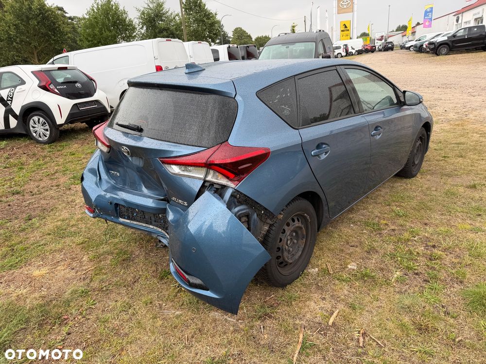 Toyota Auris - 7