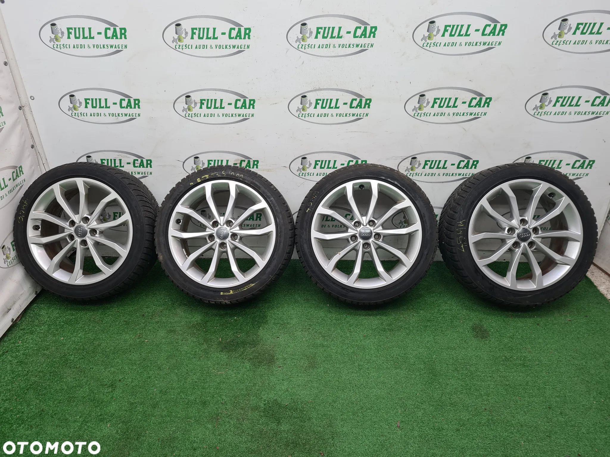 AUDI A4 FELGI R18 8W0601025AD OPONY - 1