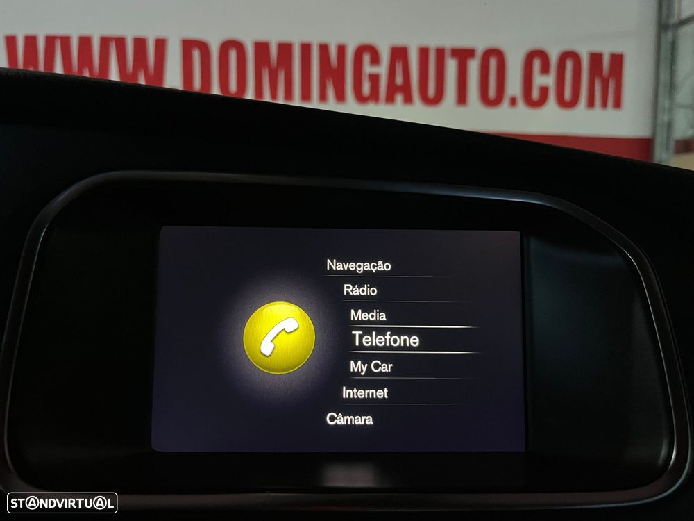 Volvo V40 2.0 D3 Momentum - 12