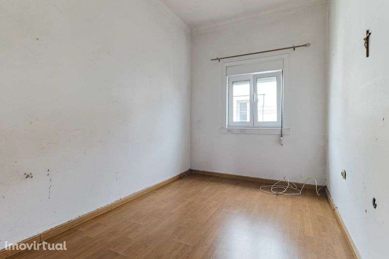 Moradia S. Martinho dos Bispo- Investimento - Grande imagem: 4/10